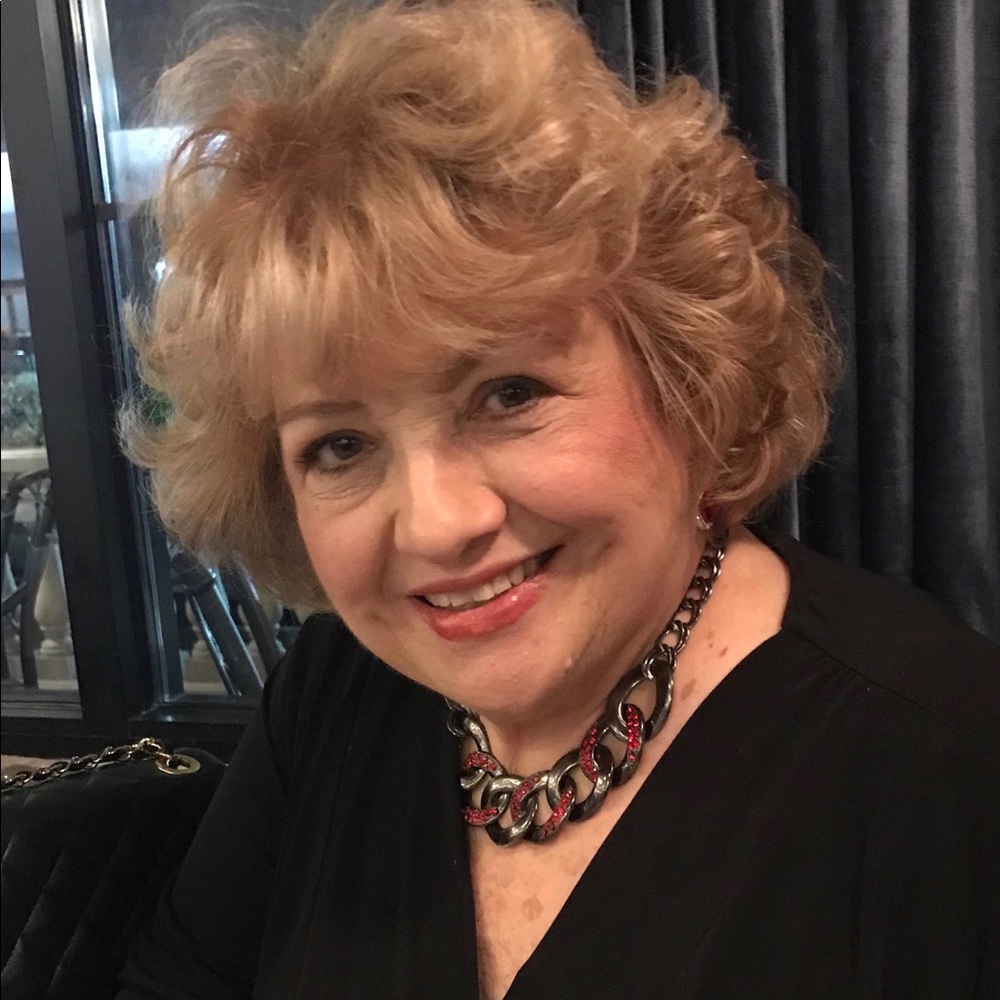 Meet your Posher, Hilda